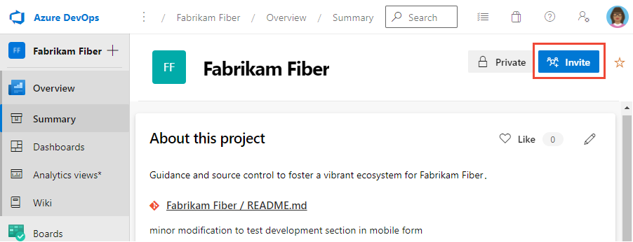 Screenshot der Projektzusammenfassungsseite mit hervorgehobener Einladungsaktion.