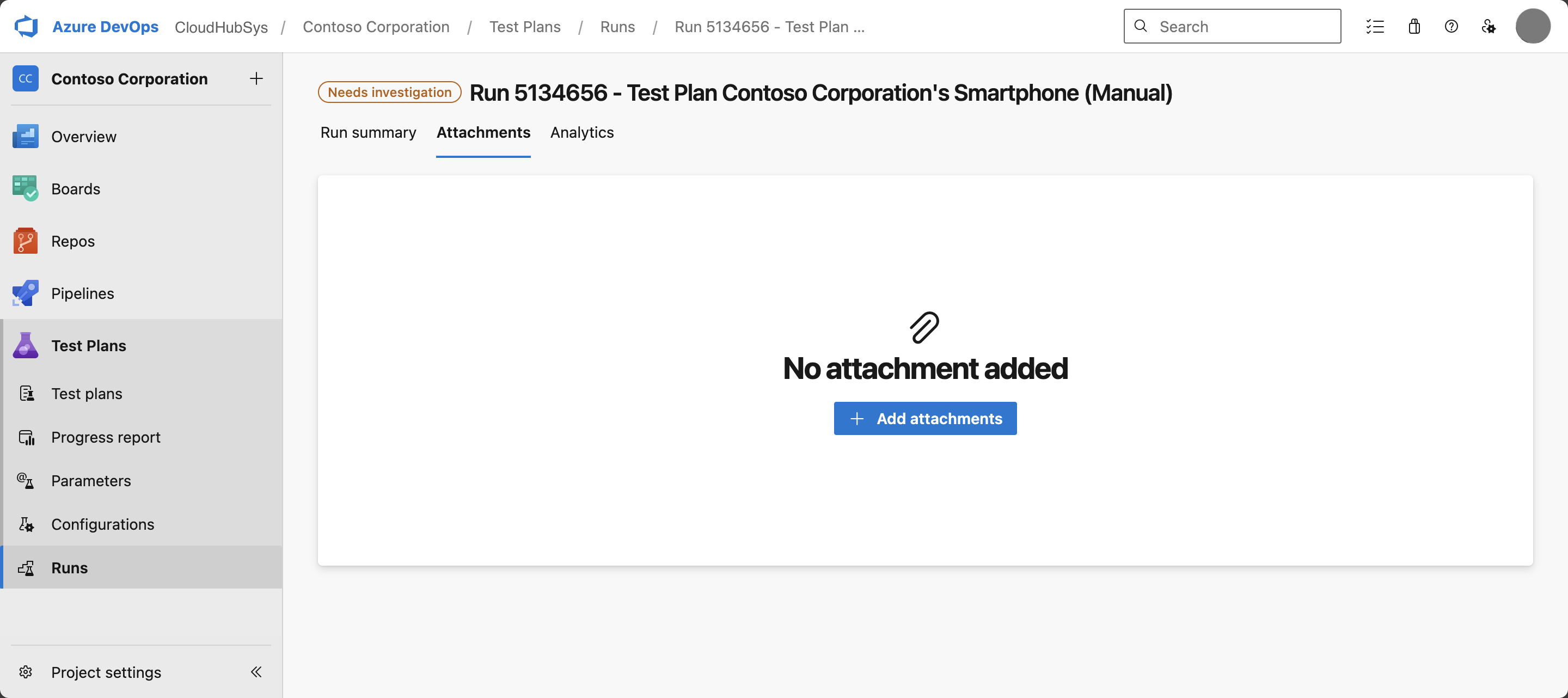 Screenshot, der zeigt, wie Anlagen zu einer Testausführung hinzugefügt werden.