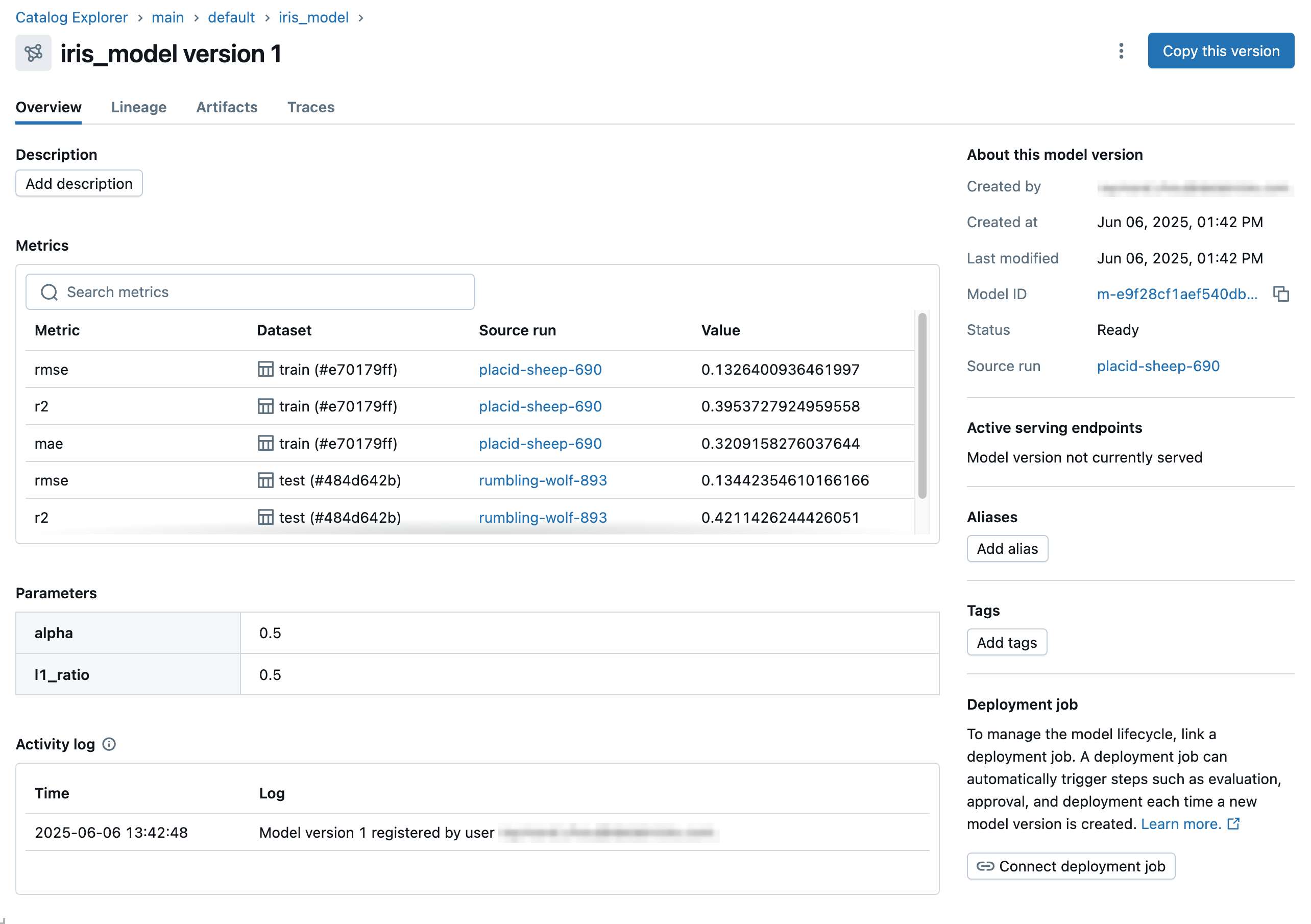 Página de versión del modelo de MLflow 3