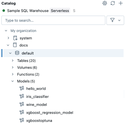Sección del árbol del explorador de catálogos que muestra los modelos.