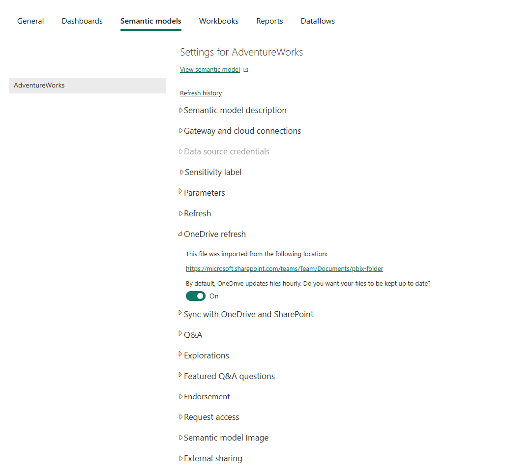 Captura de pantalla de la configuración del modelo semántico que muestra la sección Actualización de OneDrive abierta.