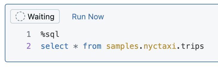 Execute uma célula SQL em paralelo com a célula em execução atual.