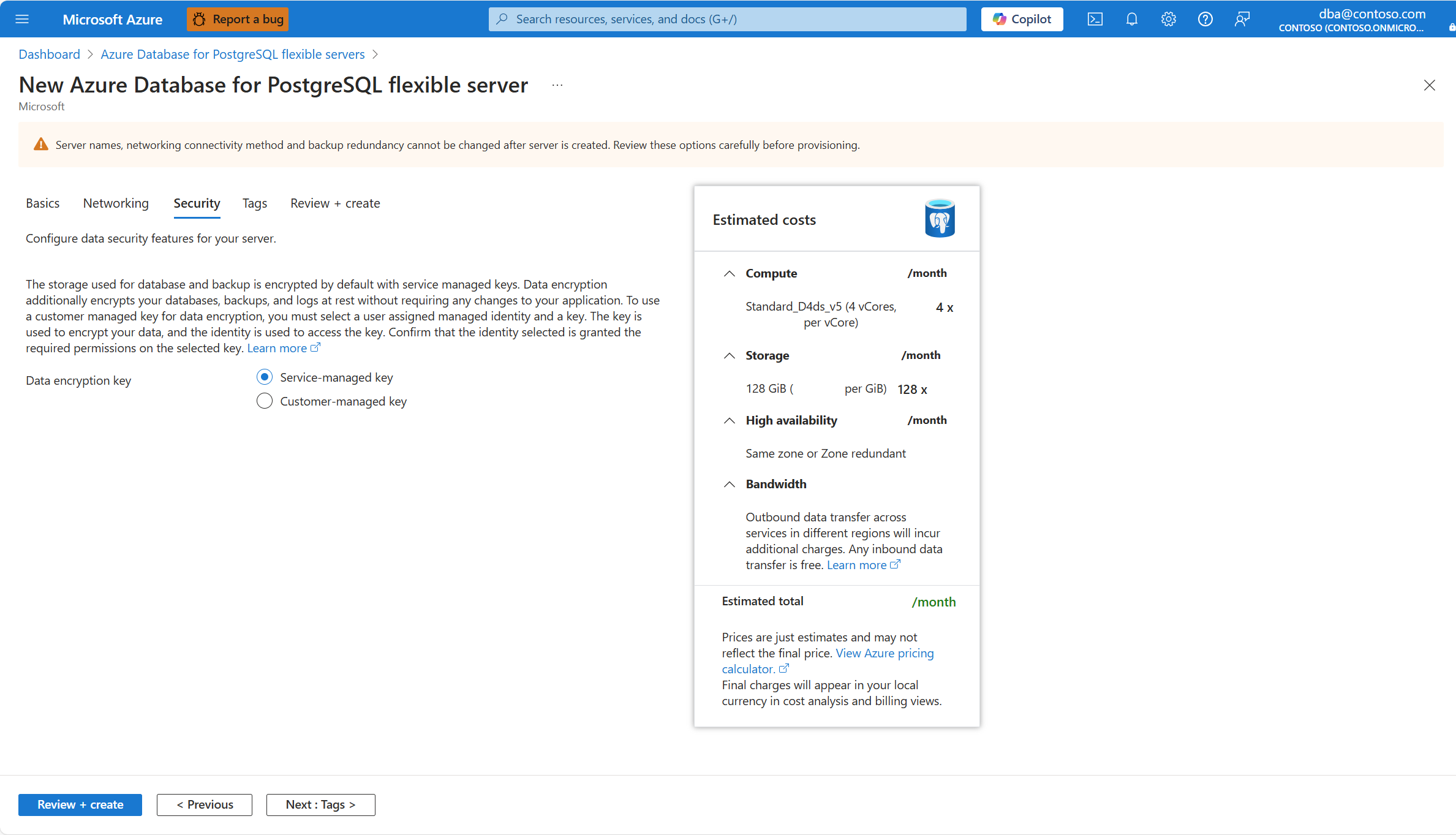 Captura de ecrã que destaca o botão Avançar: Marcas no separador Segurança do assistente Novo Banco de Dados do Azure para PostgreSQL para criar uma nova instância.
